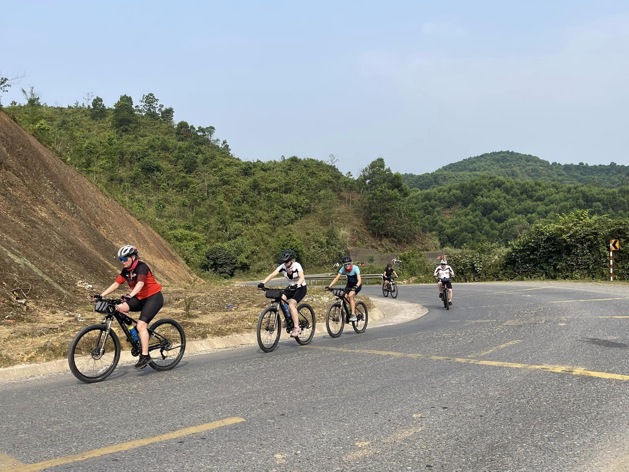 4 days Saigon Biking to Dalat - Mui Ne Beach